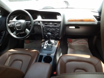 للبيع أودي A4 2010