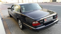 للبيع جاكور XJ 1999