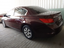 للبيع هوندا Accord 2009