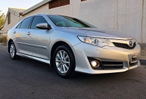 للبيع تويوتا camry 2013