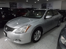 للبيع نيسان Altima 2012