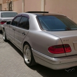 للبيع مرسيديس E class 1998