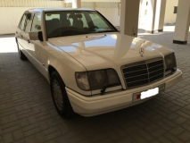 للبيع مرسيديس E class 1994