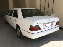 للبيع مرسيديس E class 1994