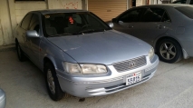 للبيع تويوتا camry 2000