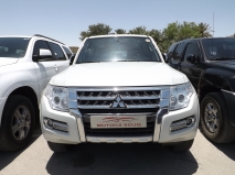 للبيع متسوبيشي Pajero 2015