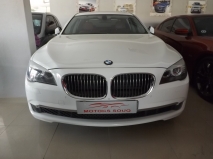 للبيع بي ام دبليو  2011