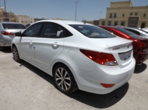 للبيع هونداي Accent 2016