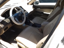 للبيع هوندا Accord 2008