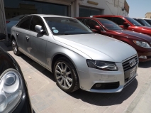 للبيع أودي A4 2010