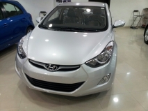 للبيع هونداي Elantra 2012