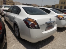 للبيع نيسان Altima 2010
