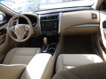 للبيع نيسان Altima 2013