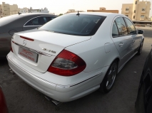 للبيع مرسيديس E class 2004