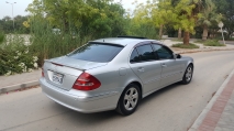 للبيع مرسيديس E class 2006