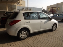 للبيع نيسان Tidda 2013