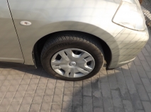 للبيع نيسان Tidda 2008