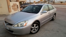 للبيع هوندا Accord 2005