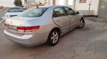 للبيع هوندا Accord 2005