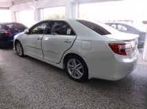 للبيع تويوتا camry 2013