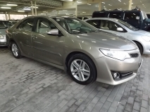 للبيع تويوتا camry 2013