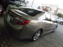 للبيع تويوتا camry 2013