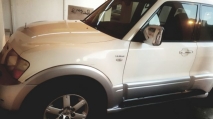 للبيع متسوبيشي Pajero 2009