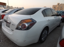 للبيع نيسان Altima 2010