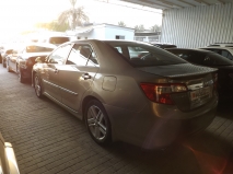 للبيع تويوتا camry 2013