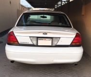 للبيع فورد Crown Victoria 2002