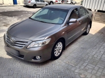 للبيع تويوتا camry 2010