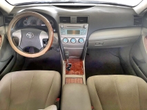 للبيع تويوتا camry 2010