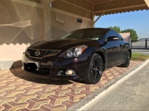 للبيع نيسان Altima 2010