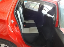 للبيع تويوتا Yaris 2012