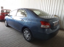 للبيع تويوتا Yaris 2013