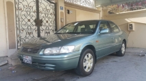 للبيع تويوتا camry 2000