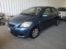 للبيع تويوتا Yaris 2013