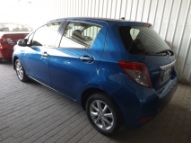 للبيع تويوتا Yaris 2013