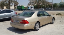 للبيع لكزس LS 2001