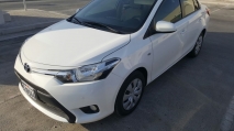 للبيع تويوتا Yaris 2015