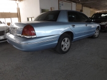 للبيع فورد Crown Victoria 2005