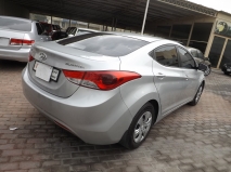 للبيع هونداي Elantra 2013