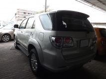 للبيع تويوتا Fortuner 2013