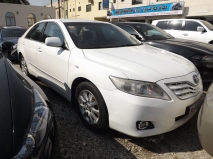 للبيع تويوتا camry 2011