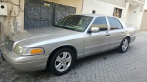 للبيع فورد Crown Victoria 2011