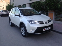 للبيع تويوتا RAV4 2013