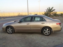 للبيع هوندا Accord 2005