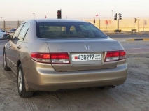 للبيع هوندا Accord 2005