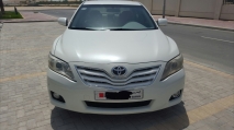 للبيع تويوتا camry 2010