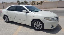 للبيع تويوتا camry 2010